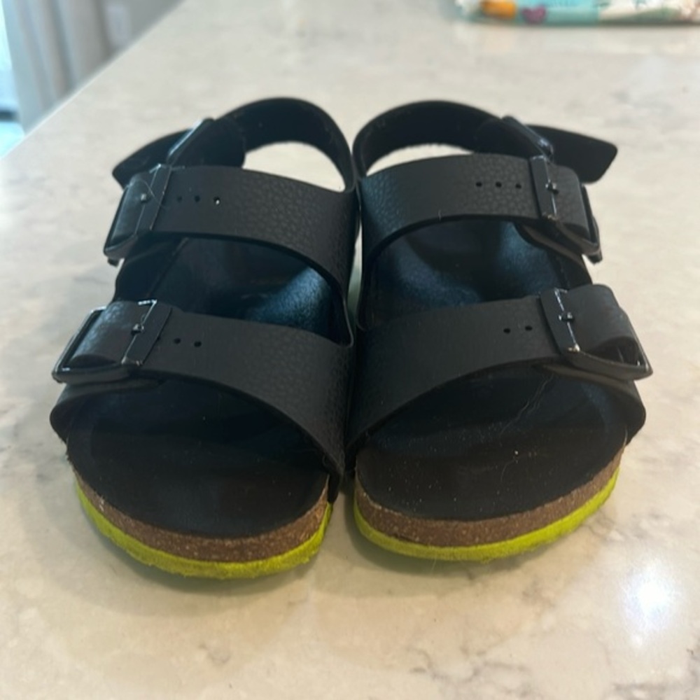 Birkenstock Youth Size C10 EU 28 Narrow Milano Kinder Black Lime Sandals